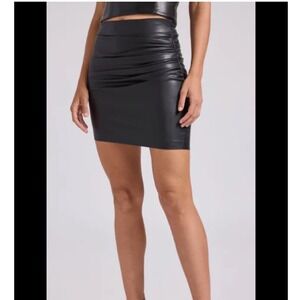 NWOT Generation Love Black Mila faux Leather Ruched Mini Skirt XS‎ (E)